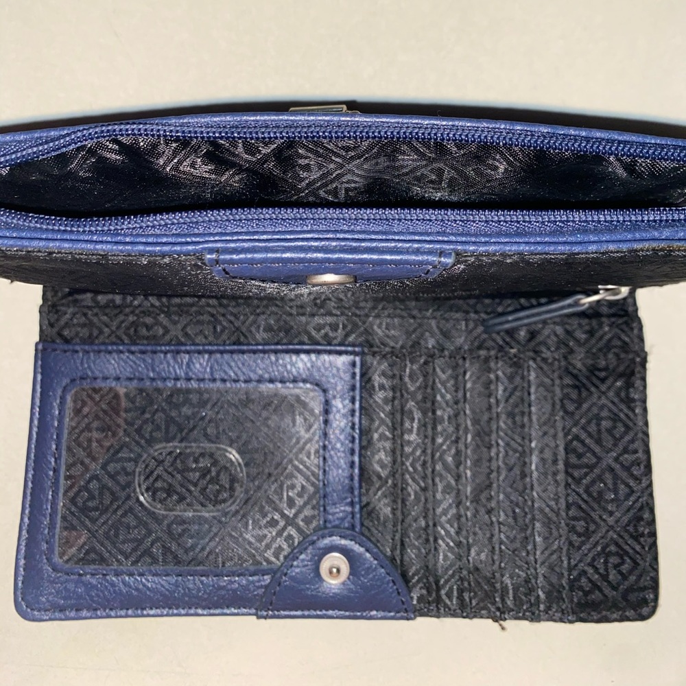 Relic Wallet - Picture 4 of 6